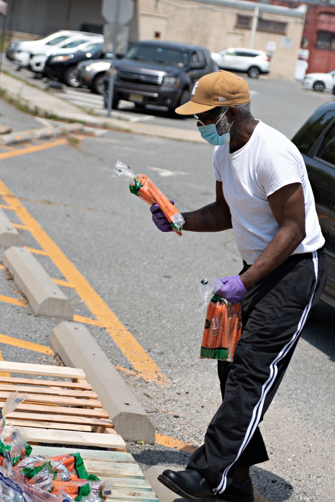 060420_nws_foodbank